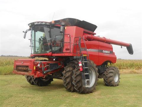 Case IH 8230 Combine