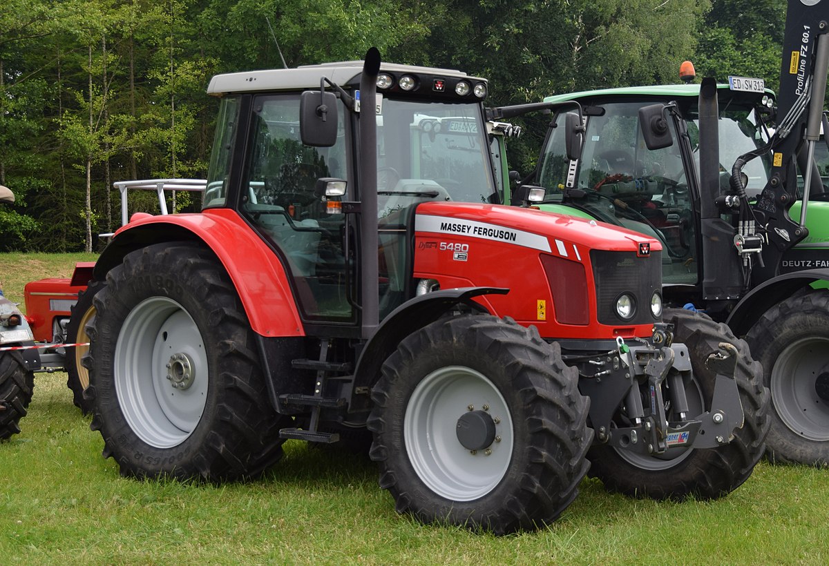 ご当地キティ　根付け　MASSEY FERGUSON New 2025 Massey Ferguson MF 6713 4WD Cab, Leitchfield KY