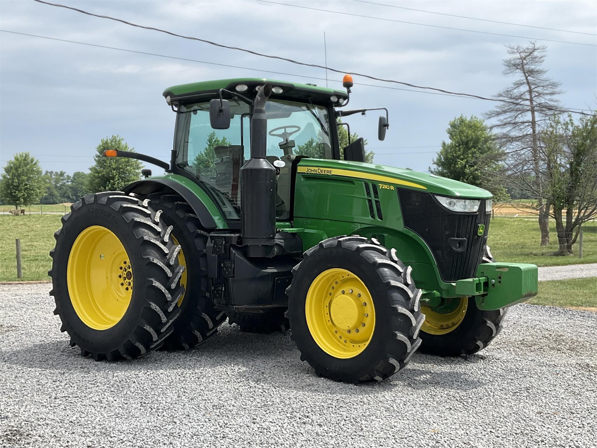 John Deere 7210R Tractor | AllMachines