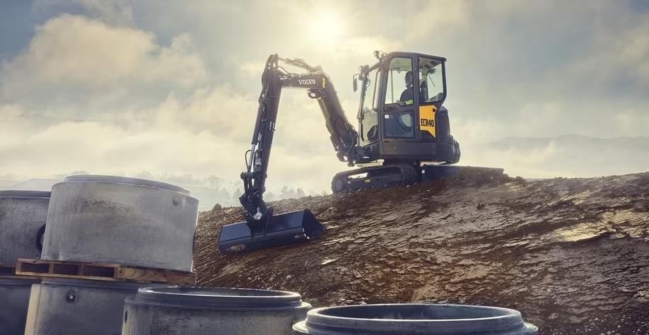 はなちこ 5 Hitachi ZX30U-5N Excavators | AllMachines