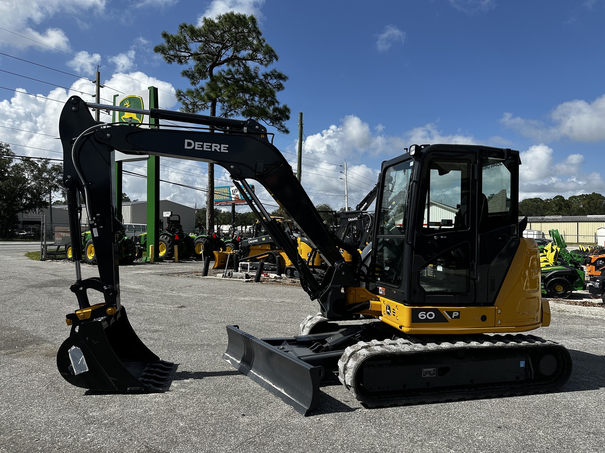 Hitachi ZX85USB-5N Excavator | AllMachines