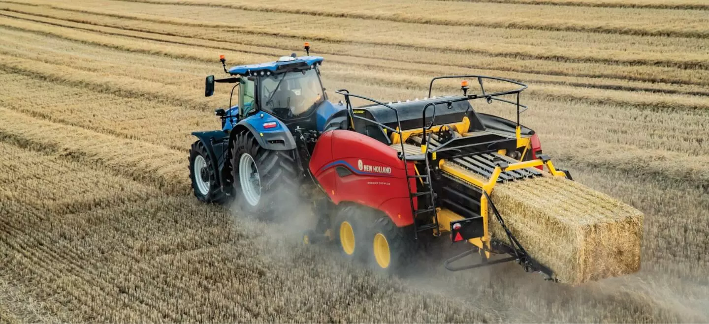 New Holland BigBaler 330 PLUS CropCutter® Rotor Cutter