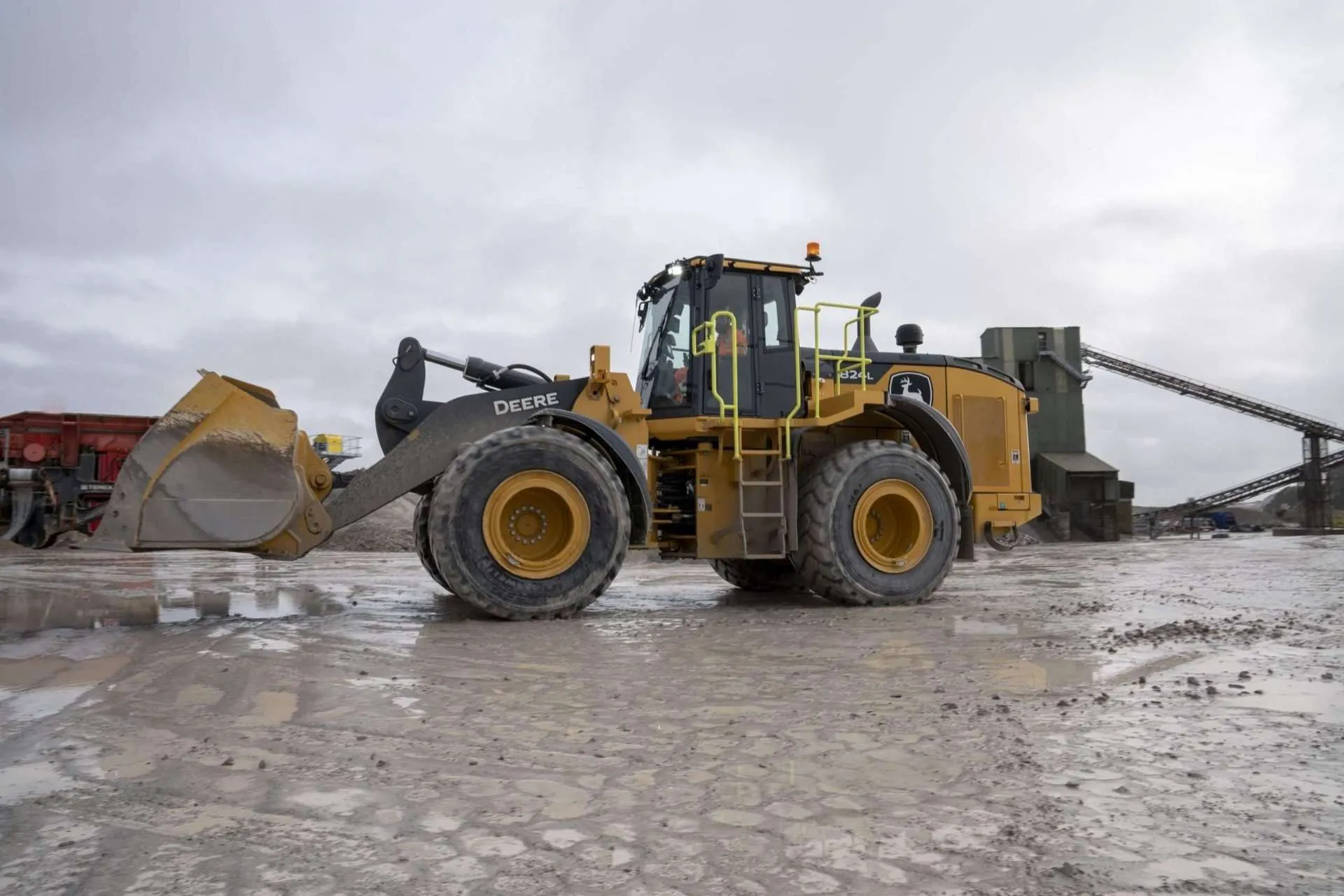 John Deere 824 X-Tier Loader | AllMachines