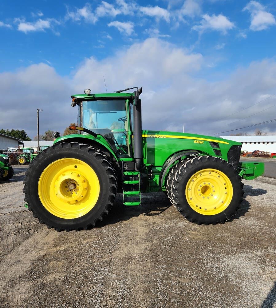 John Deere 8530t