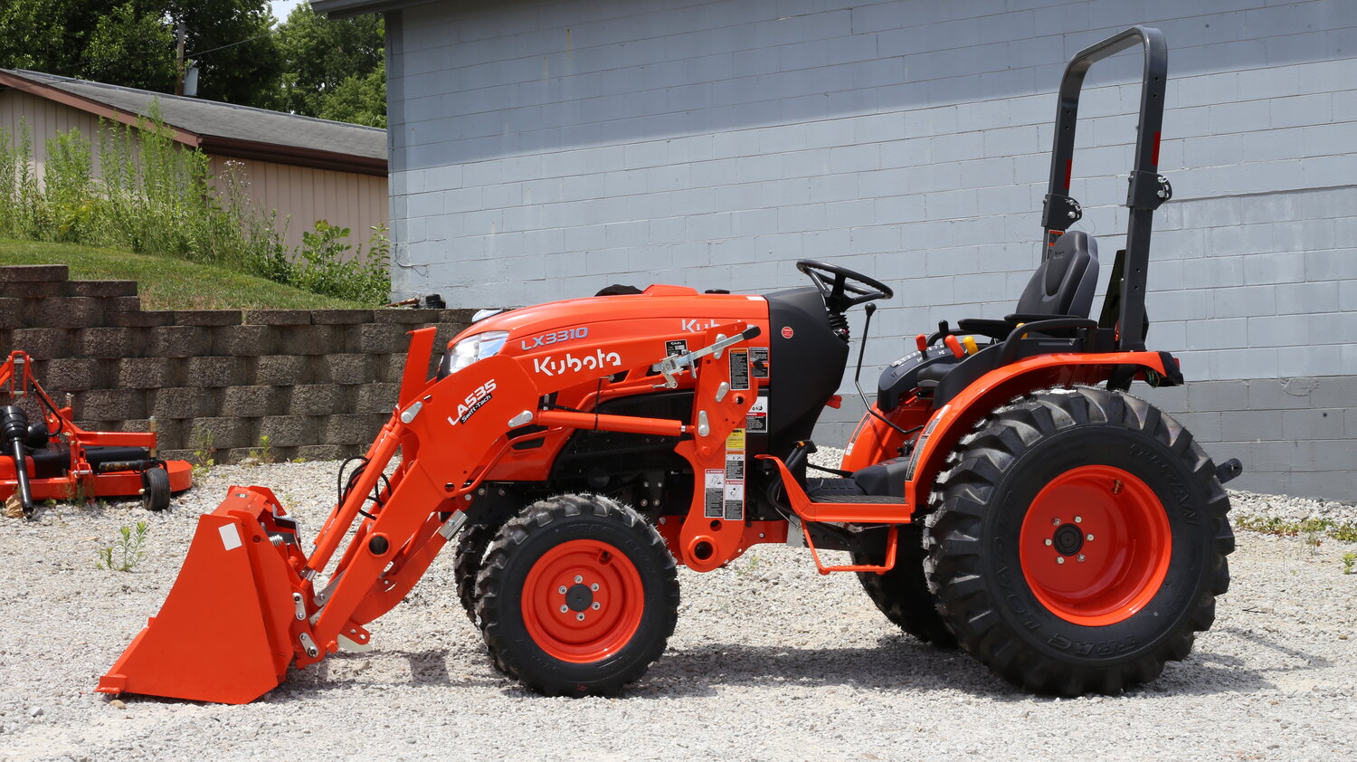 Kubota LX3310: Attachments, Specs, Price AllMachines
