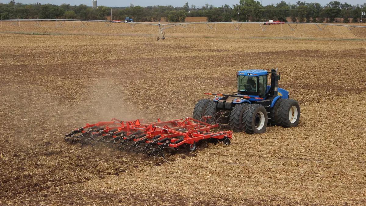 KUHN 4810-11 Plow: Specs, Prices and Dealers | AllMachines