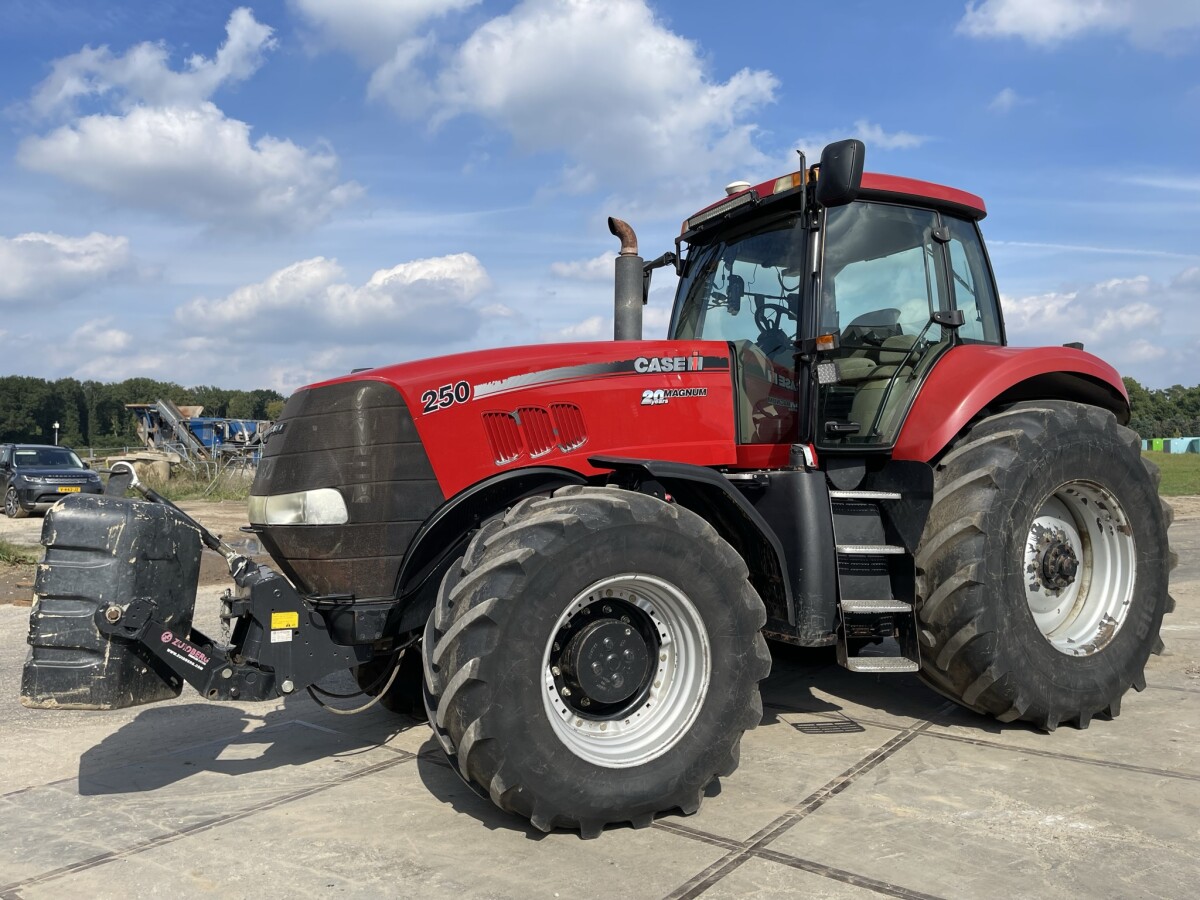 Case IH Magnum 250: Attachments, Specs, Price