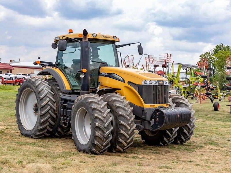 Challenger MT485D: Attachments, Specs, Price | AllMachines