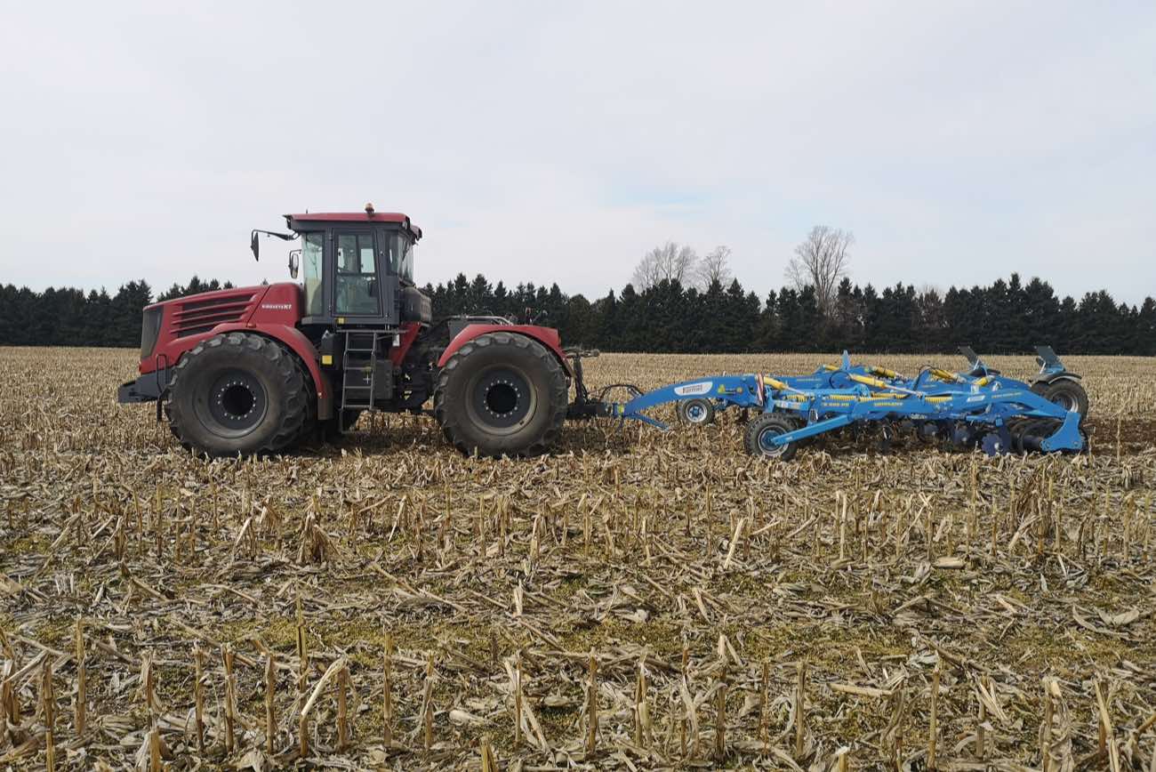 Kirovets K-744 Tractor | AllMachines