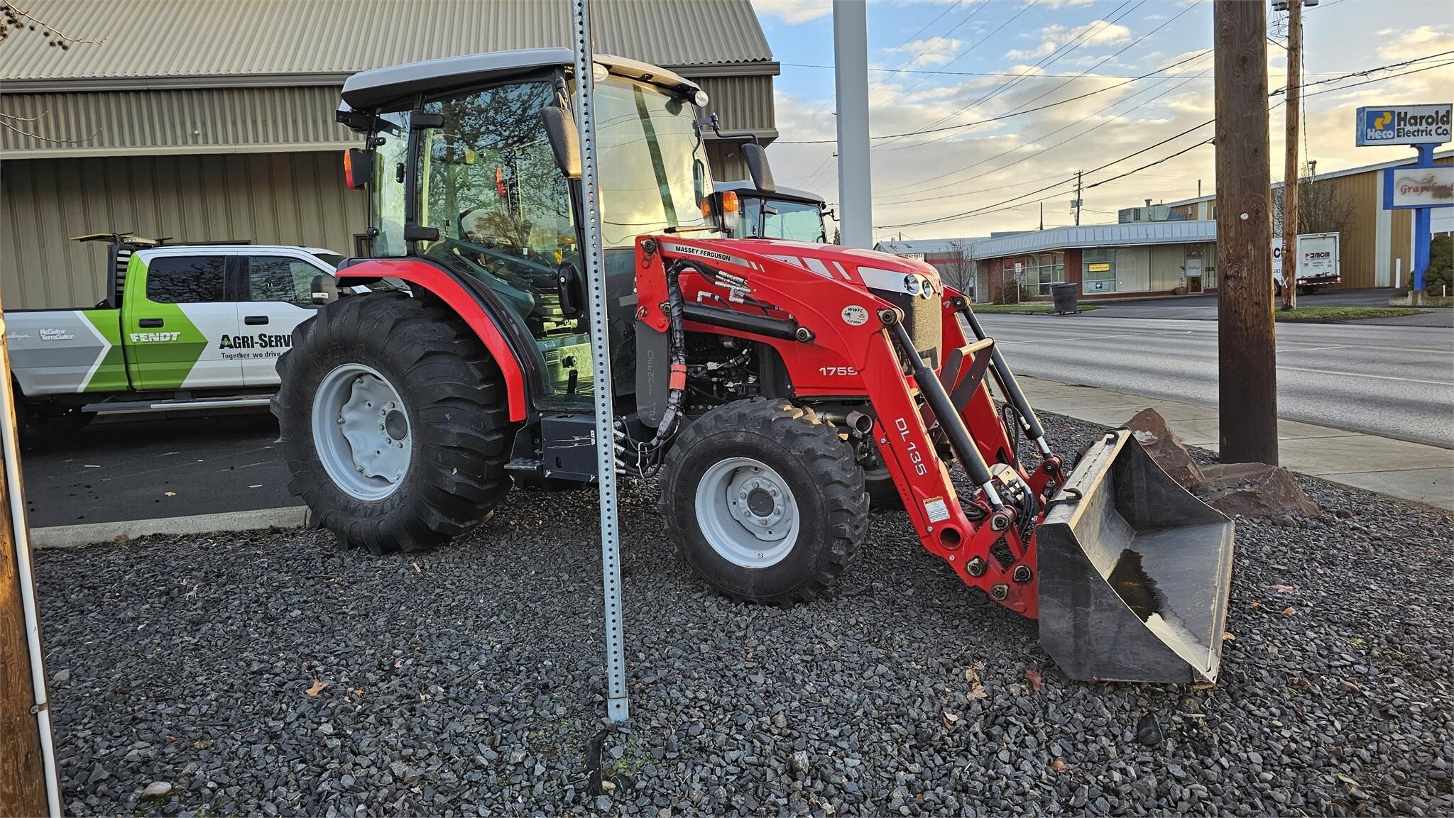MASSEY FERGUSON ツナギ LLサイズ グレー/レッド MASSEY FERGUSON ツナギ LLサイズ グレー/レッド Massey
