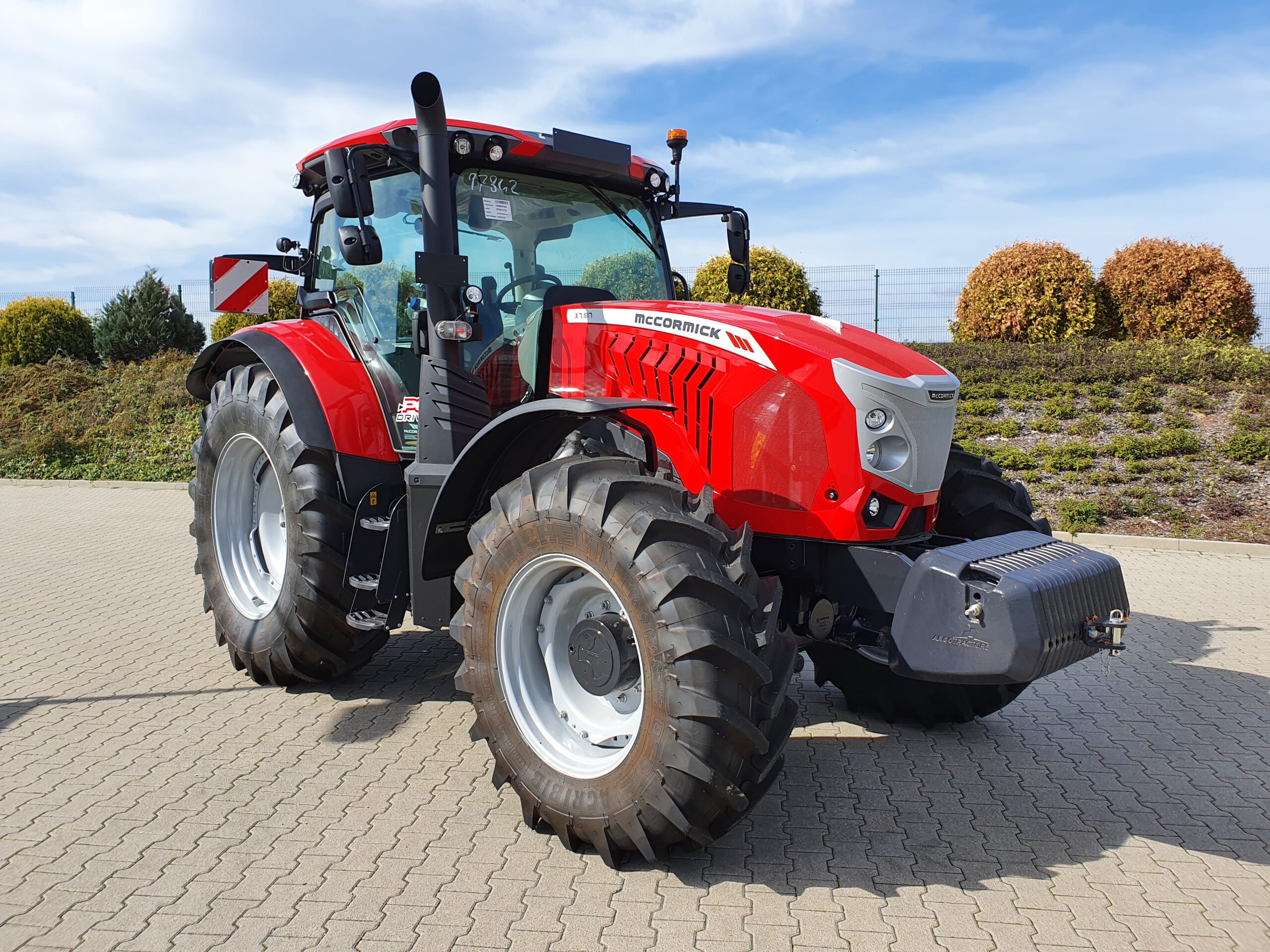McCormick X7.617: Attachments, Specs, Price | AllMachines