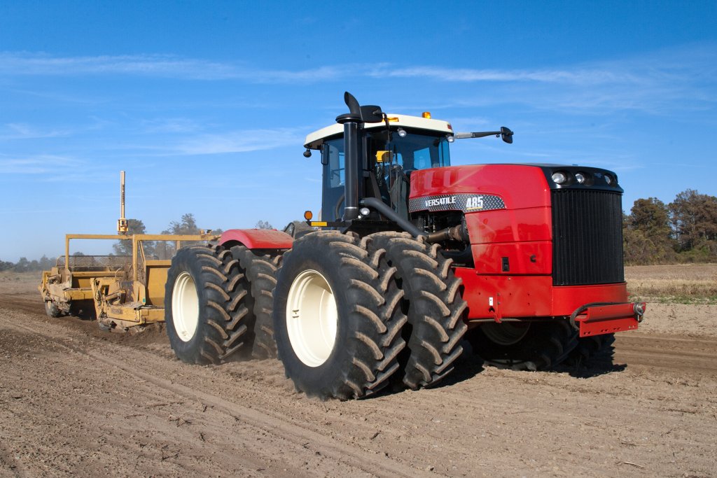 Versatile 485 Tractor | AllMachines