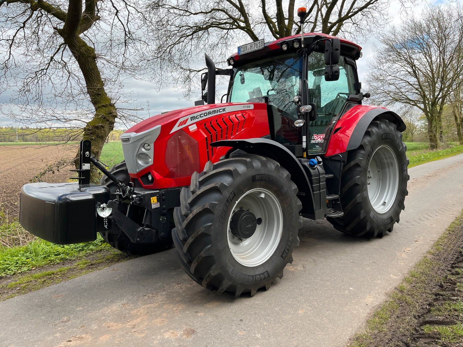 McCormick X7.618 Tractor | AllMachines