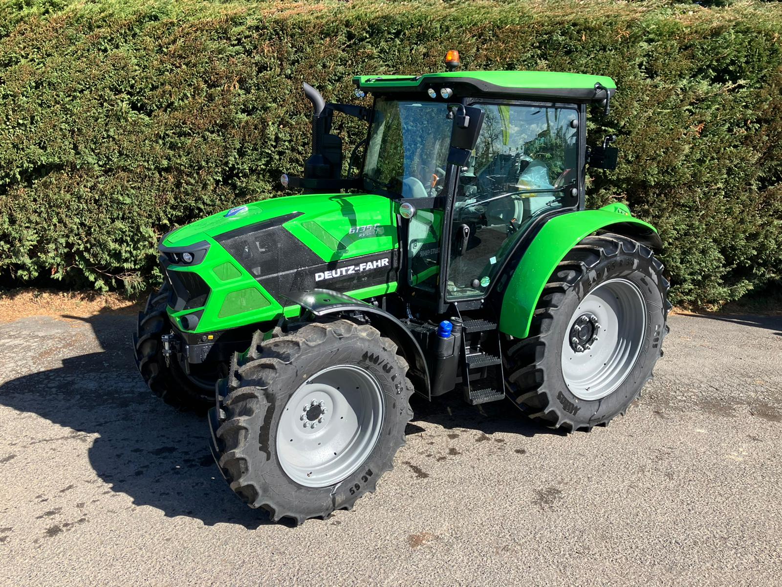 Deutz Fahr 6135C RV Shift Tractor | AllMachines